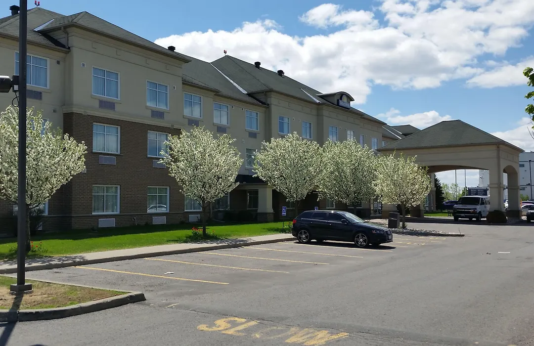 Days Inn By Wyndham Ottawa Airport-1